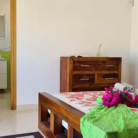 Дом отдыха Violeta Beach